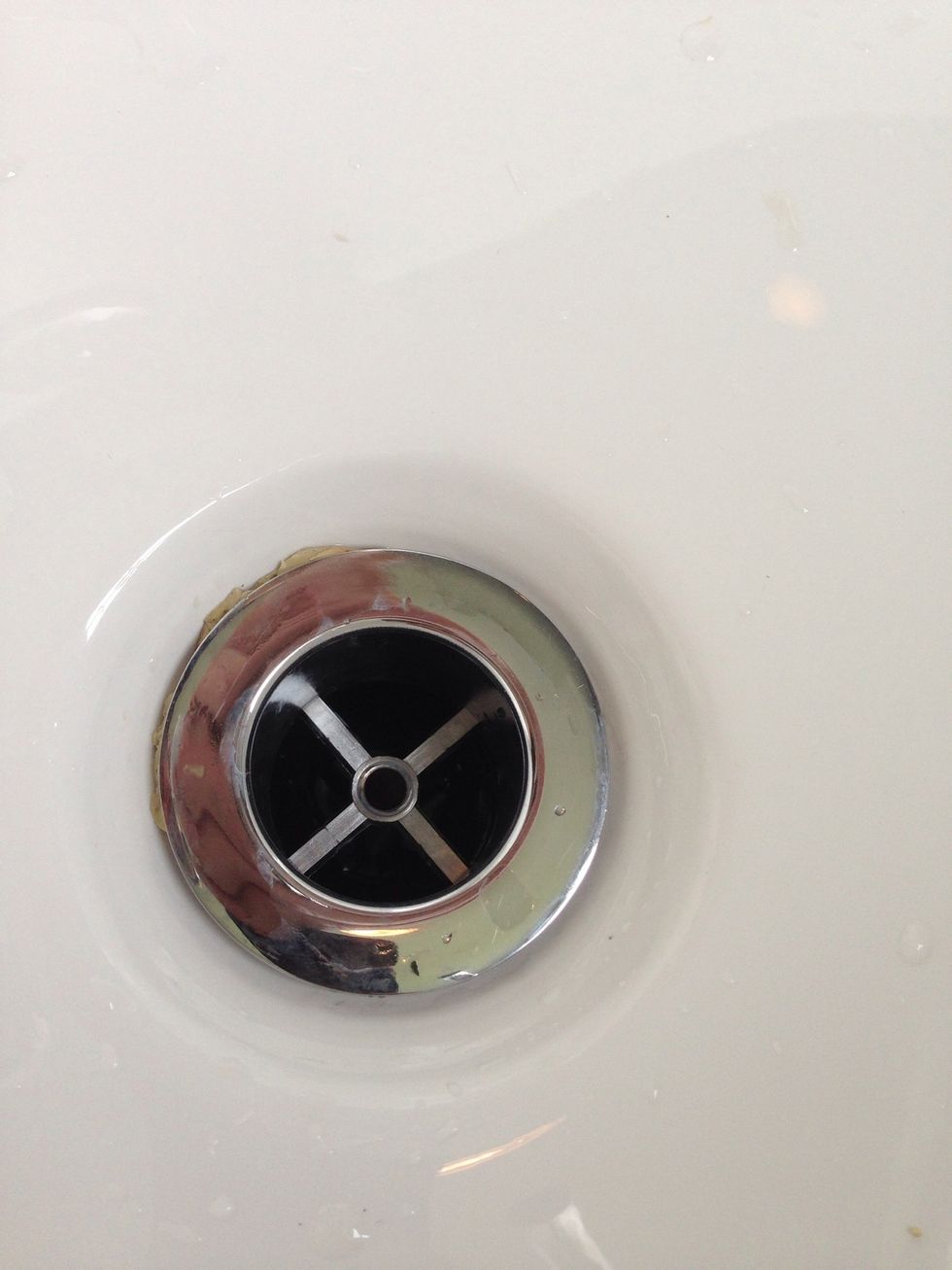 How to replace a tub drain B+C Guides