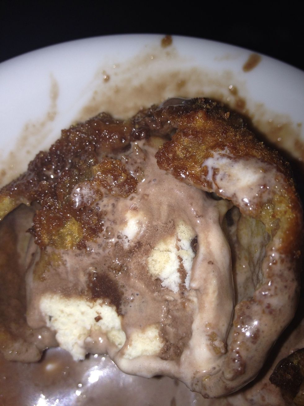 This is what the middle looks like hard in the middle and gooey on the outside perfect for valentines day :) enjoy leave any comments