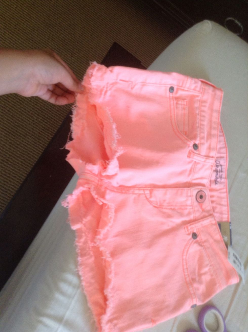 This is what they should look like This is a different pair