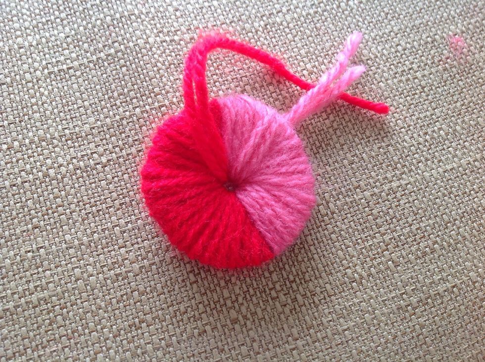 This is what you should get after you finish wrapping all the yarn around.