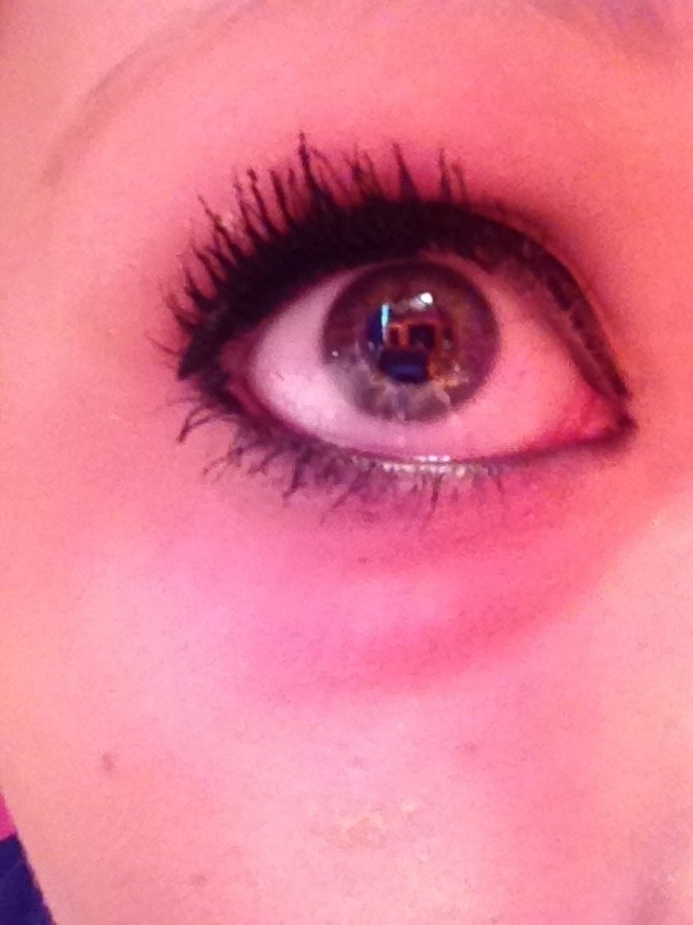 This is what your eyes should look like when you're done.