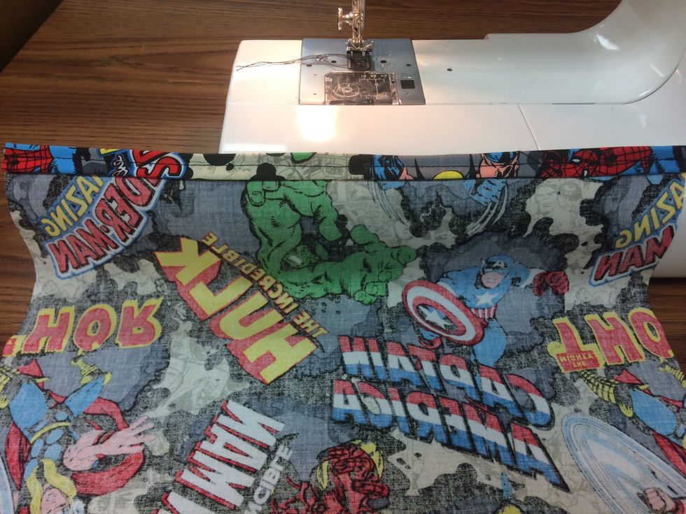 This is what your pocket top should look like. Trim loose threads from the ends