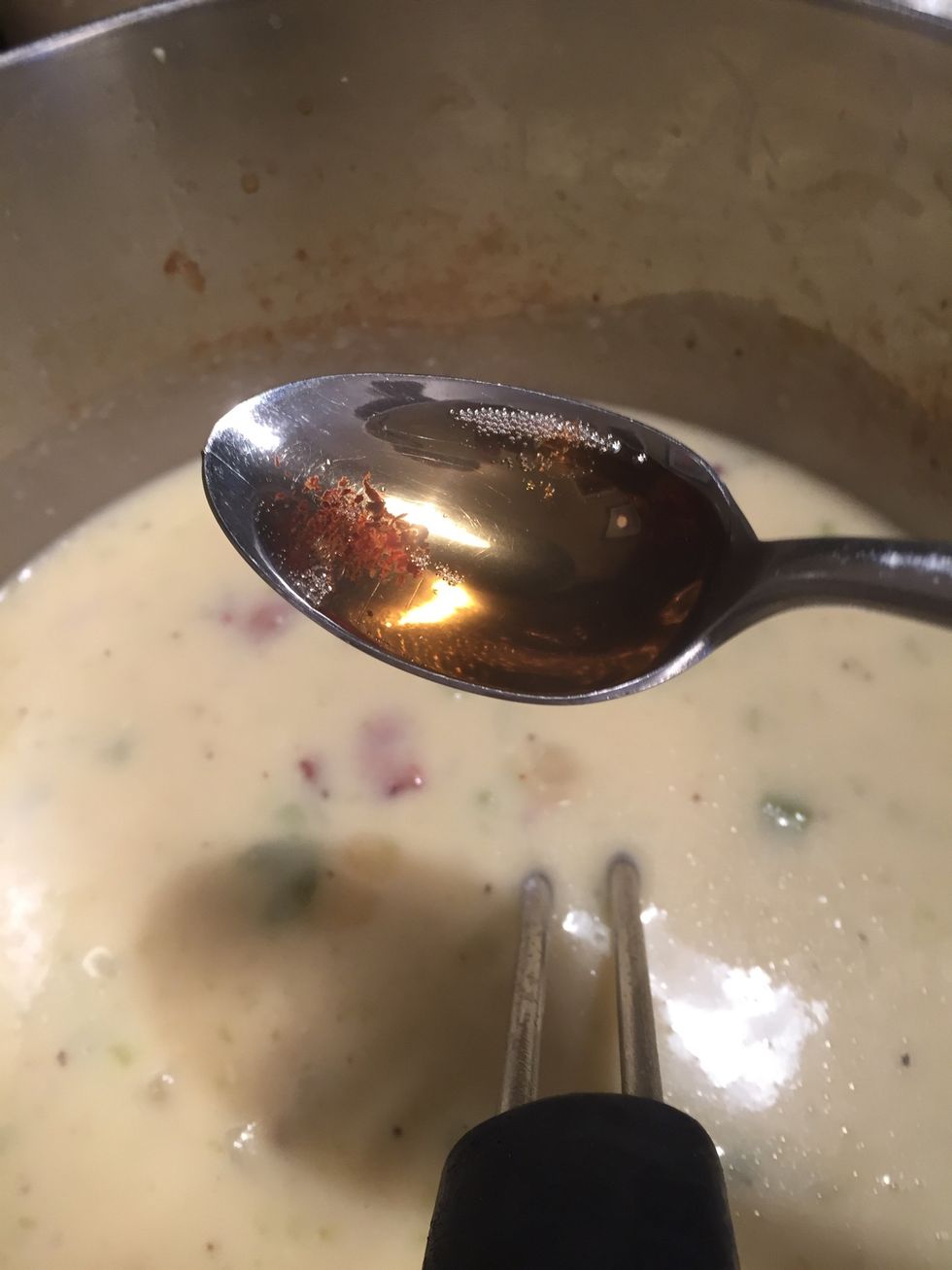 This is where the best part comes in... Put in 2-3 tablespoons of that delicious bacon grease right in the pot (healthy, right?) it just gives it a little more of that bacon flavour.\ud83d\ude0d Then mix in.