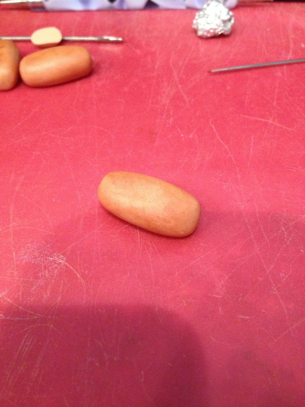 This makes it look like a real bun