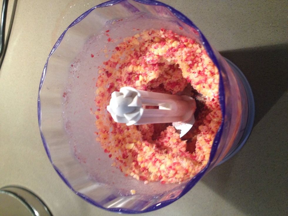 This often happens: the fruit partially binds, but sticks to the side and the blade rotates underneath doing nothing. No worries...