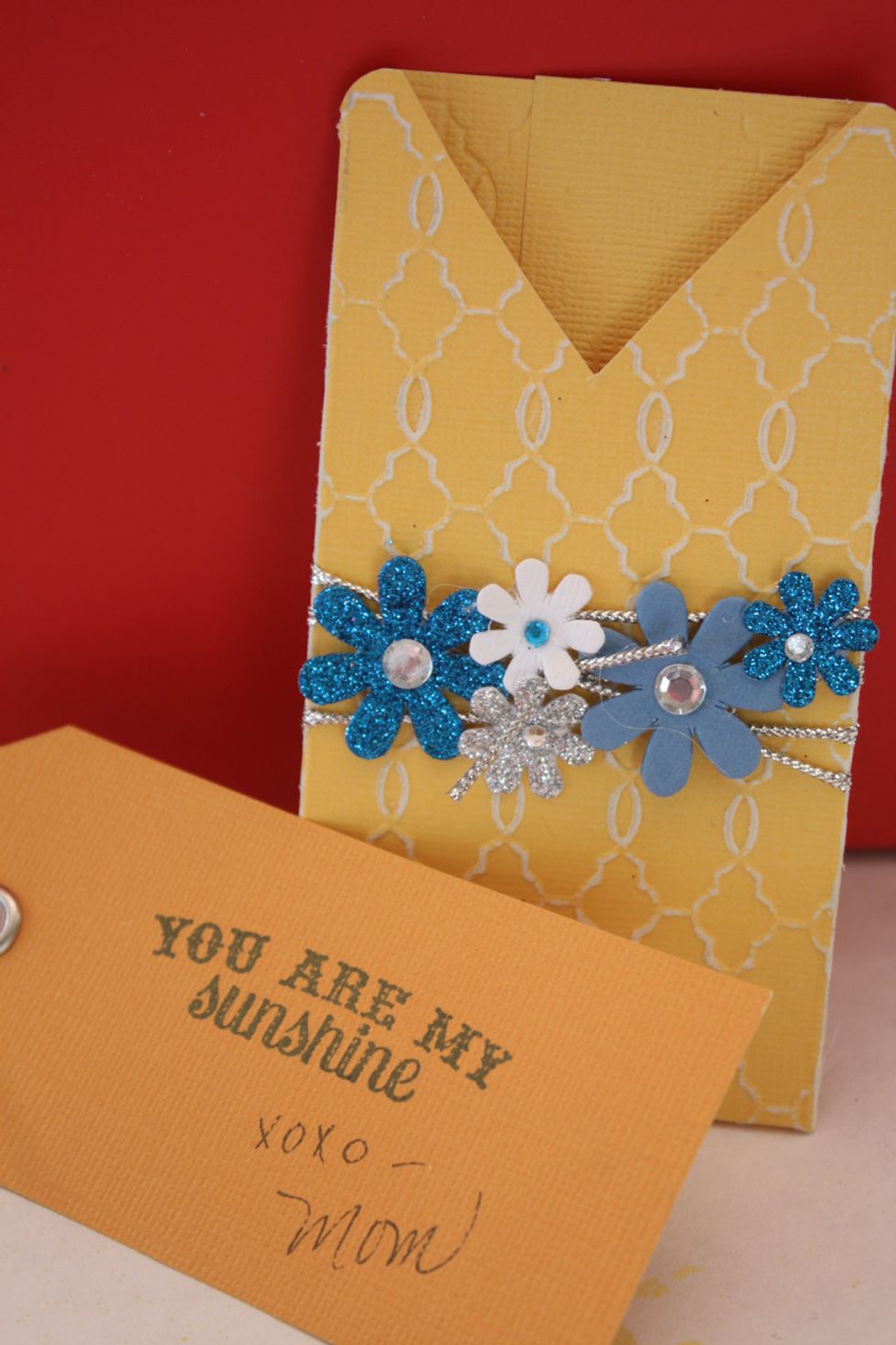 This one I used a Core'dinations tag to write a little note on, and embellished with PETALOO dazzlers and Fancy Trim