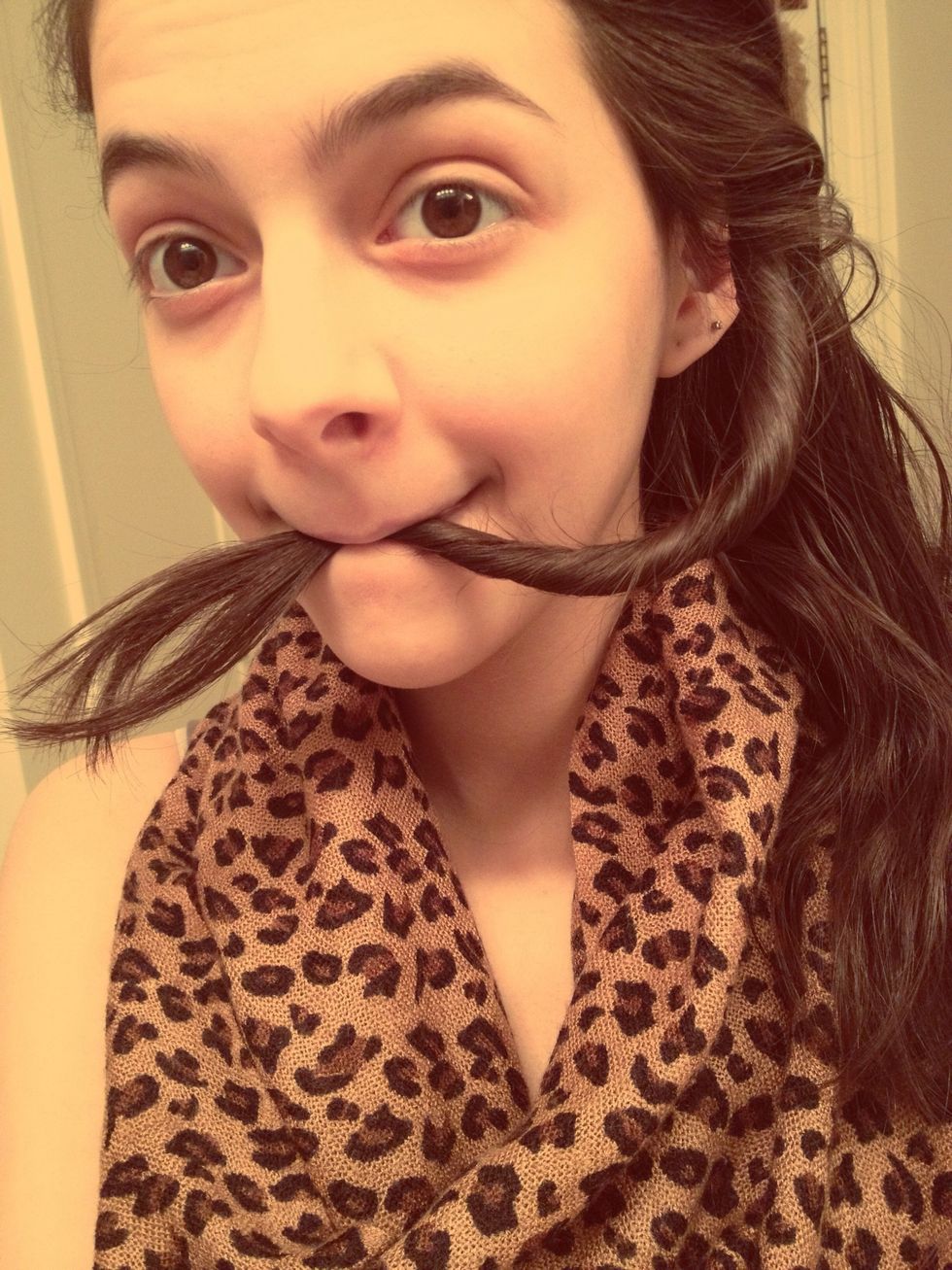 This parts silly, but helps! After each piece is twisted put it in your mouth so it stays twisted while you do the other parts!