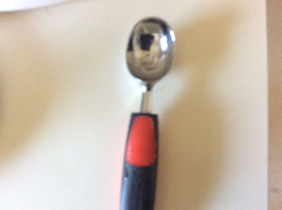 This right here is a ice cream scooper that you use to scoop out your ice cream