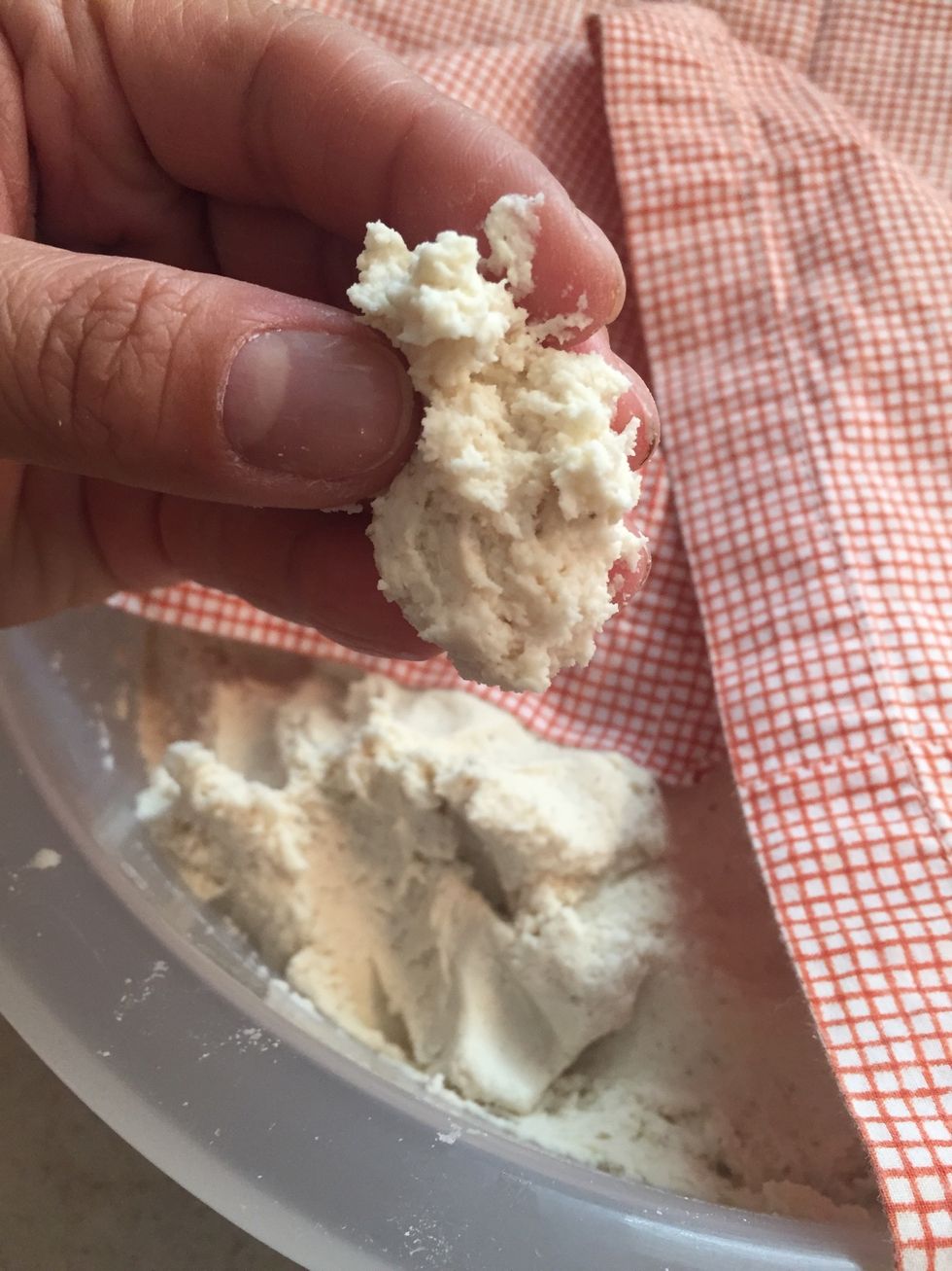 This should be the texture of the masa