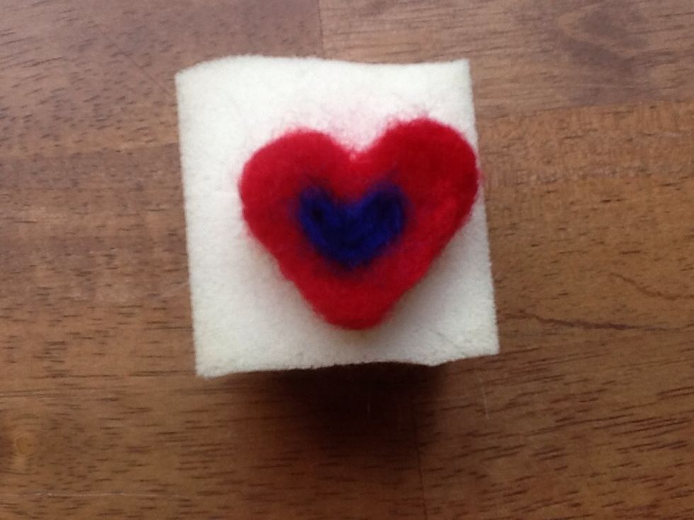 This shows the first heart pretty much done (i will fuss until it is the exact shape I want) and I have added a second heart for contrast using the same technique only with a much smaller piece.