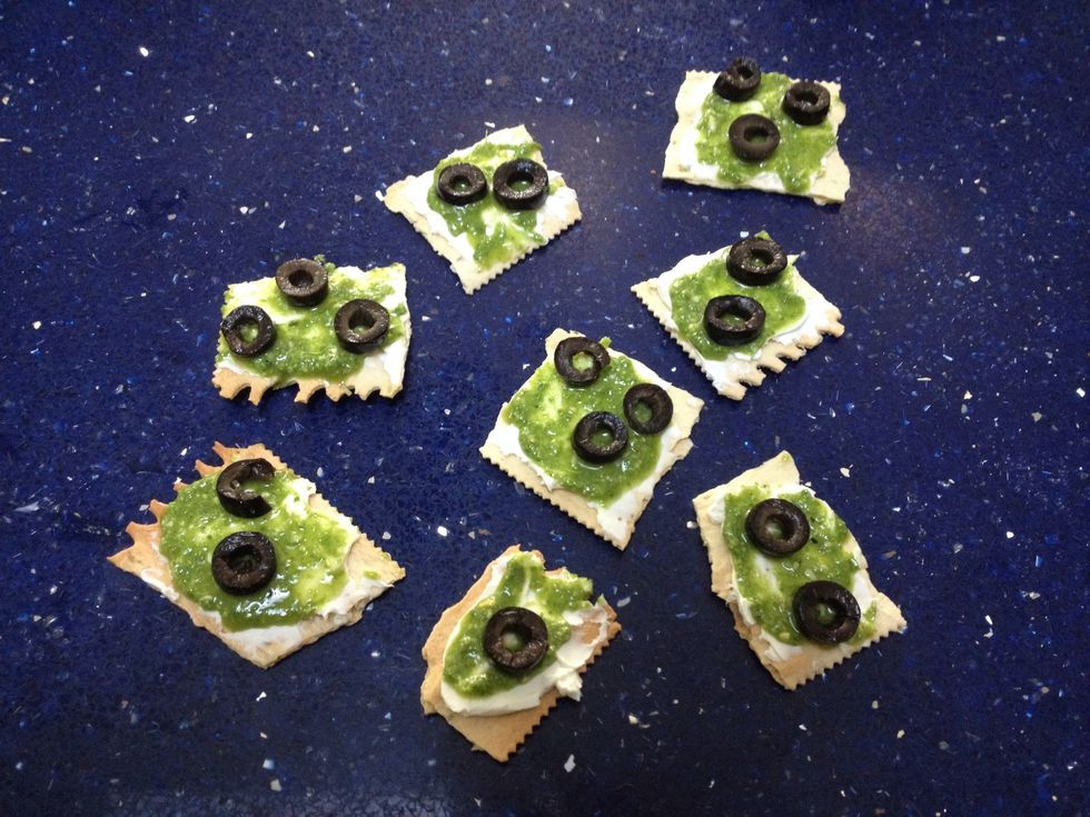 This snack is great to take to parties, just break up your croccantini into bite sized pieces.
