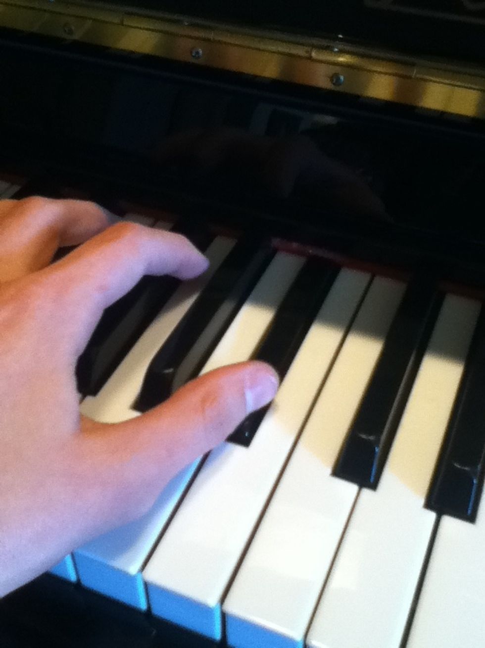 This time, start with a B flat and repeat the rest, once, also. You may use your second hand, but you don't have to.