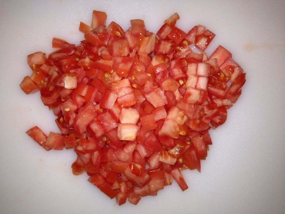 This tomato has less liquid inside and more pulp allowing it to hold up better in lemon. They have a sweet delicious flavor that pairs with the tart crunch of the mango