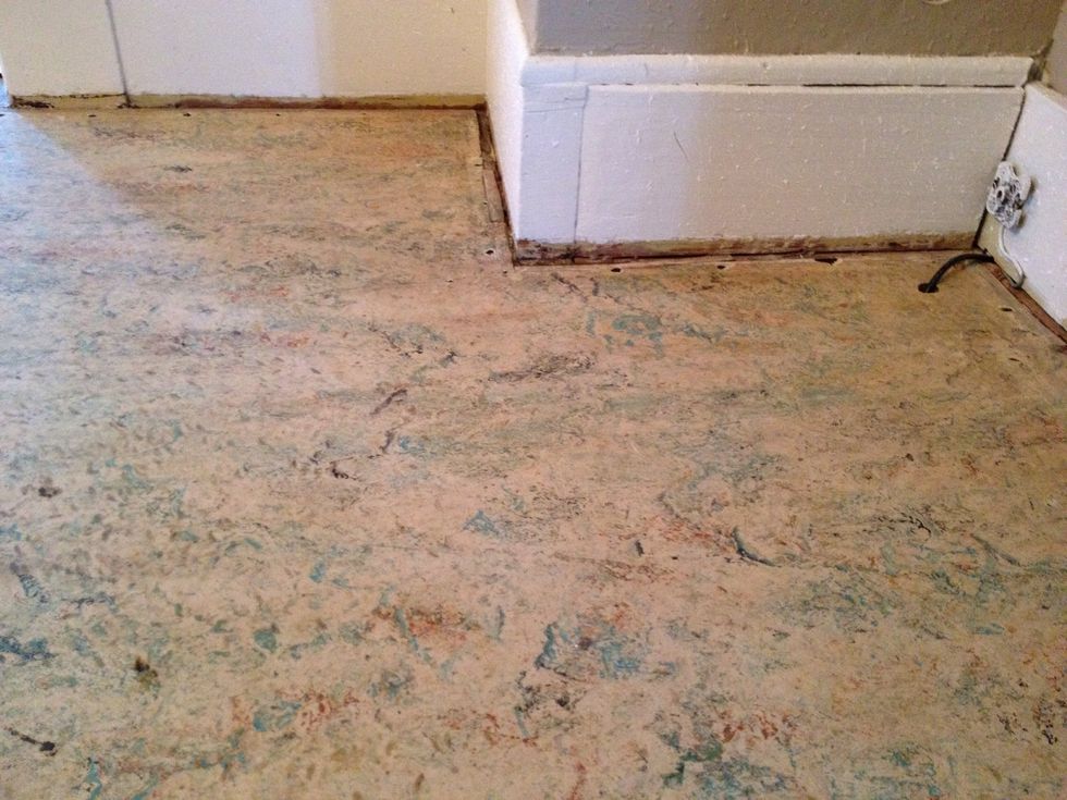 This was how my floor looked to start. O-L-D linoleum. Make sure floor is clean & dry. Start with the white paint and paint the whole surface solid white. Let dry.