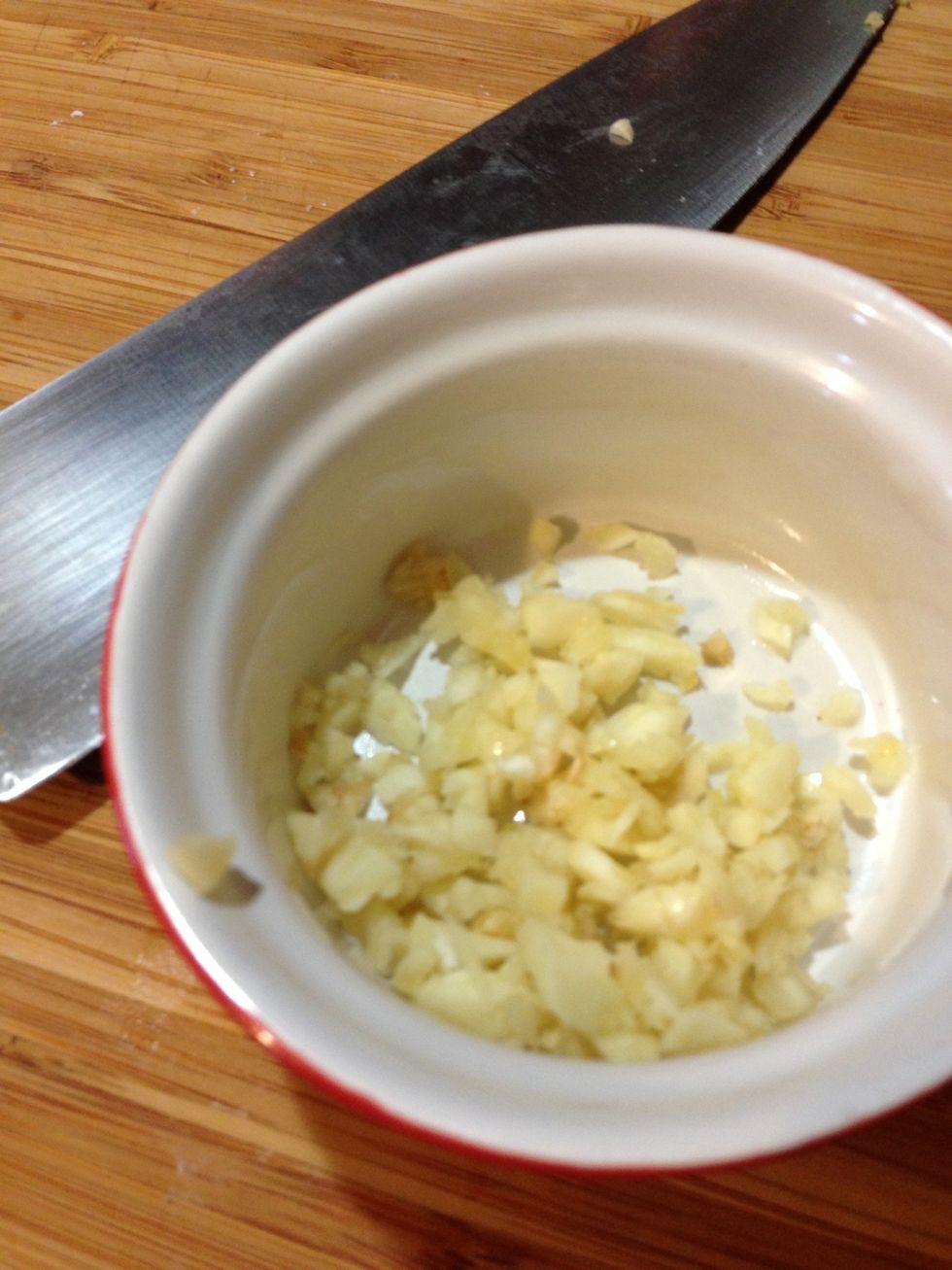 This yo garlic chopped.