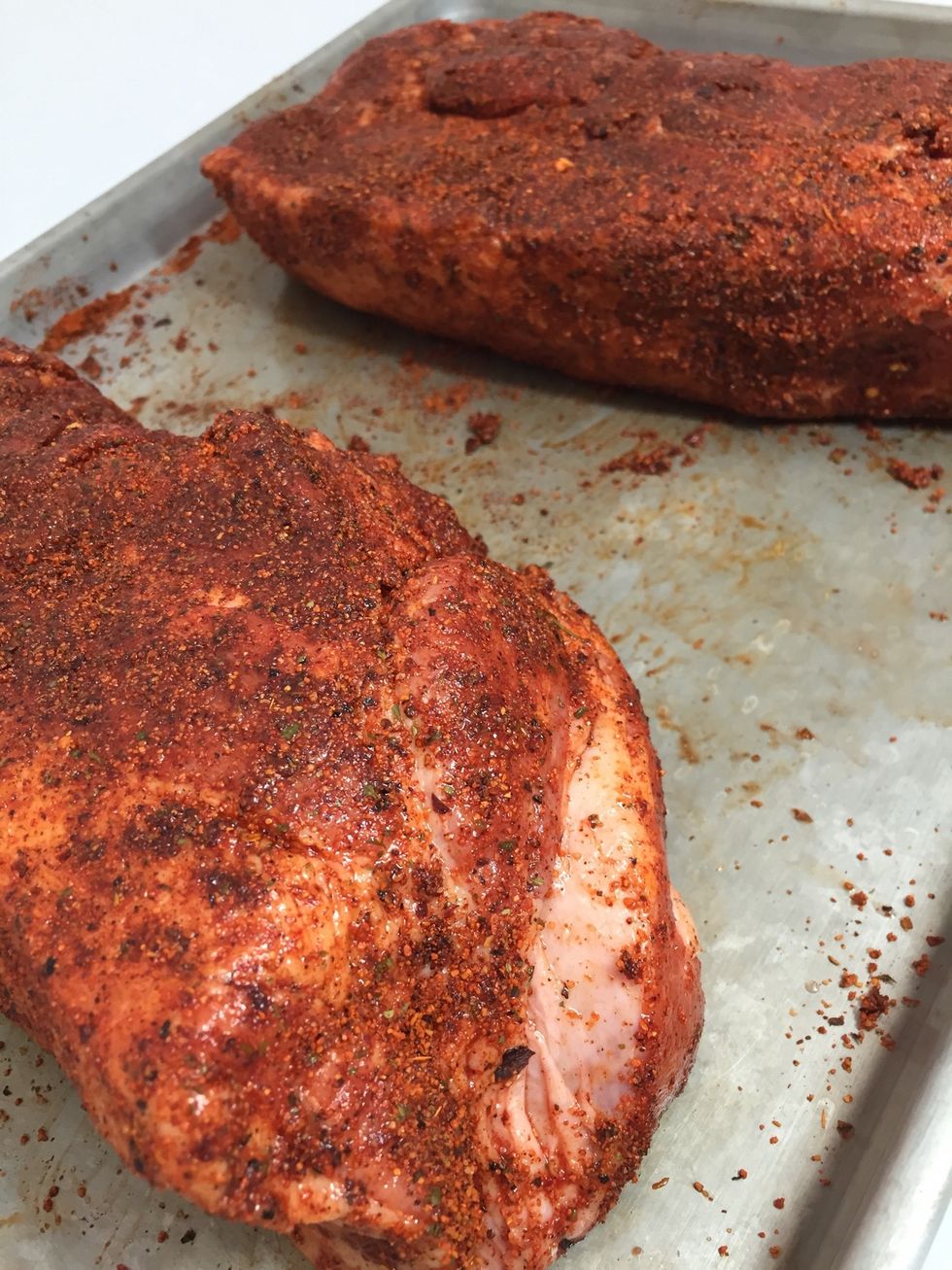 Thoroughly rub the seasonings into the meat.