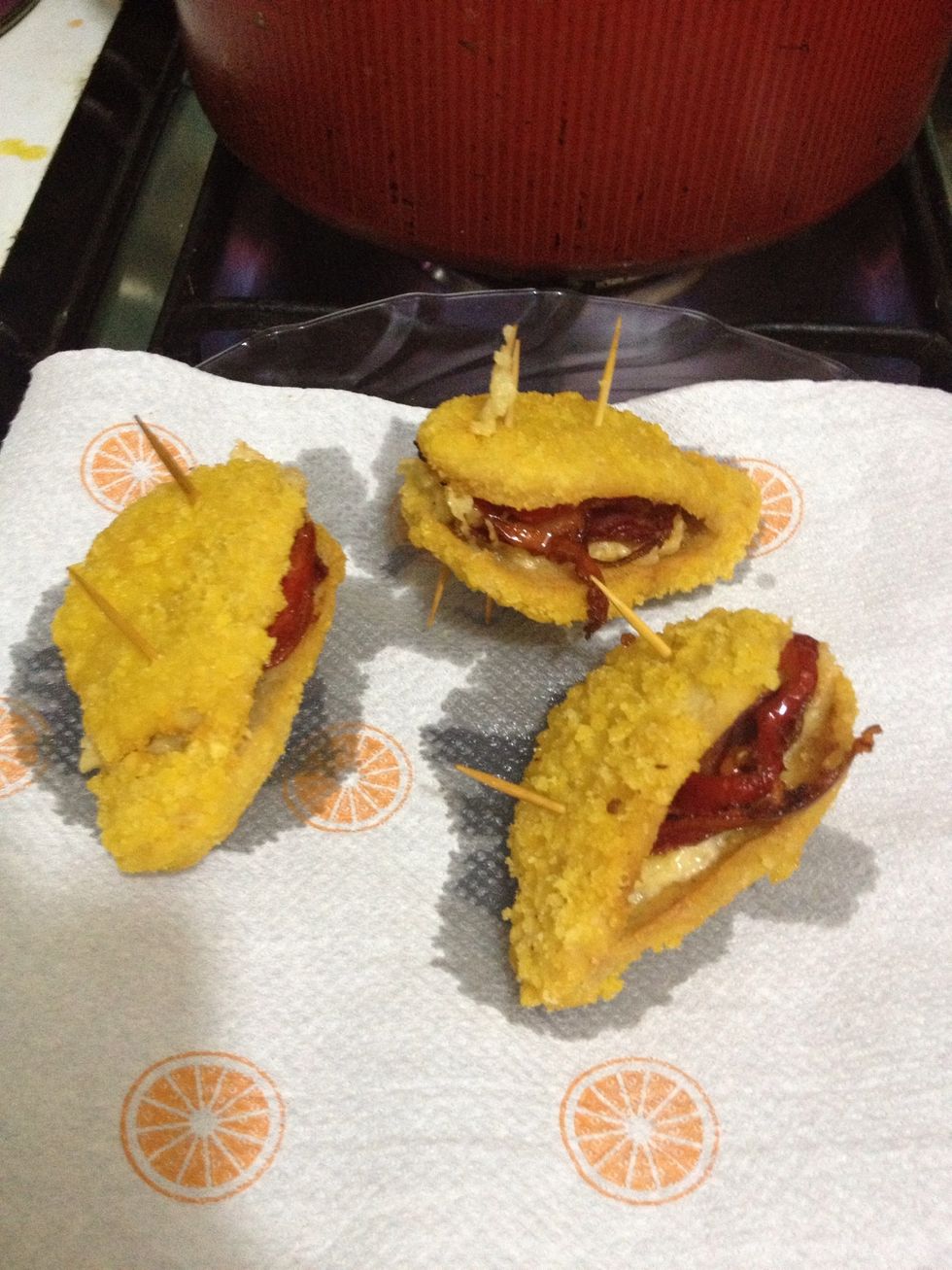 Those are the fried cordon bleu