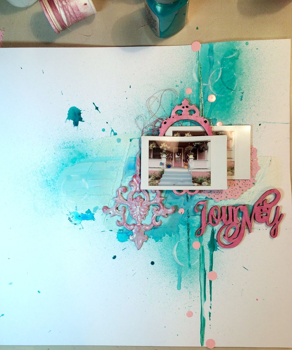 Those pink paper dots look a bit flat. And we can't have FLAT elements. I mean, we're working with DIMENSIONAL medium!