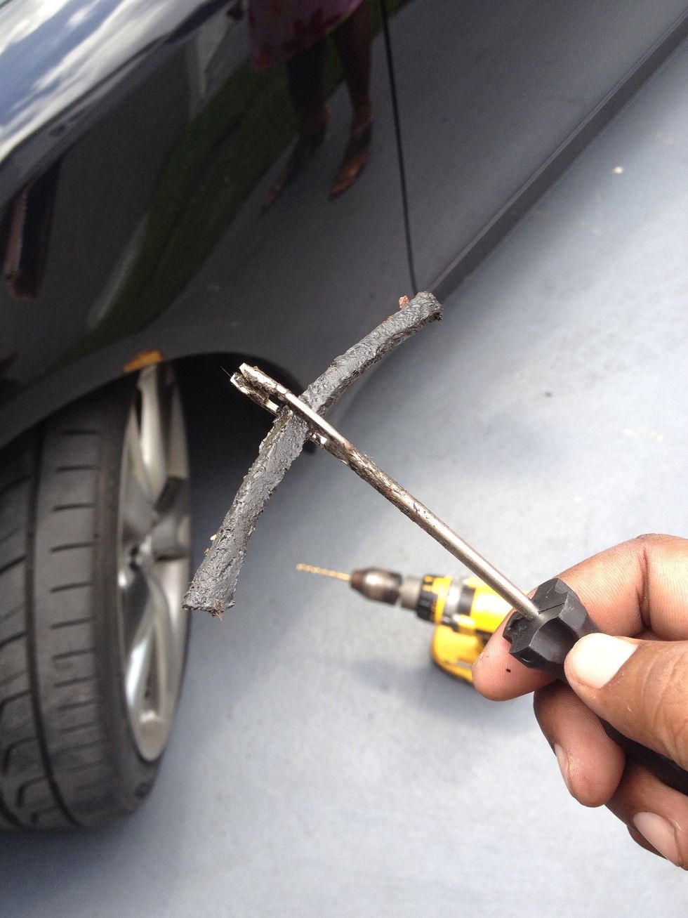 Thread the plug though the tool