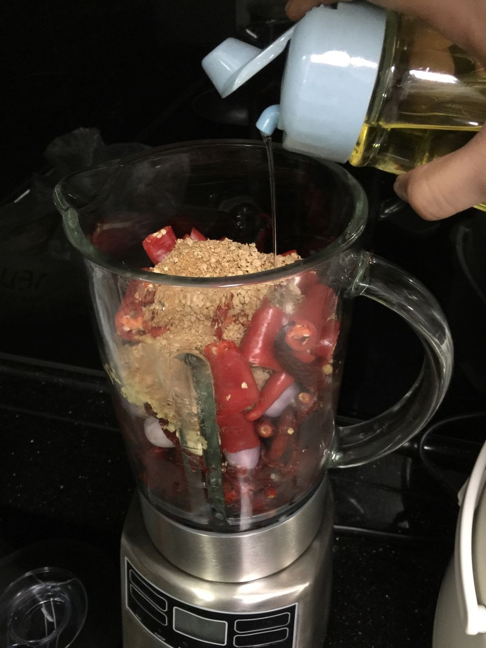 How to make sambal chili paste - B+C Guides