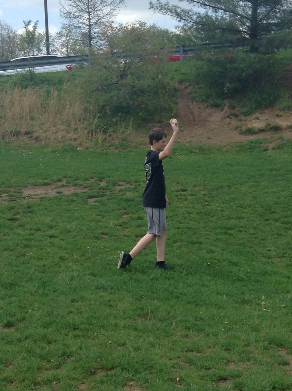 How to field a ground ball B+C Guides