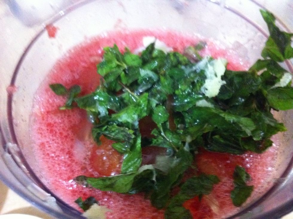 Throw the mint leaves in