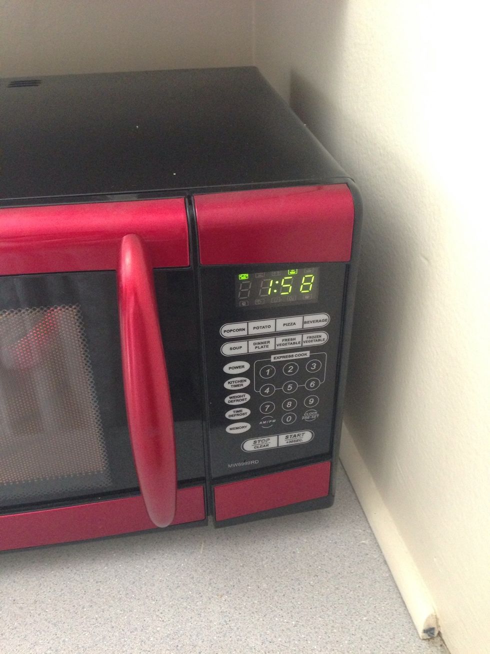 Throw the mixture into the microwave for 2 minutes.