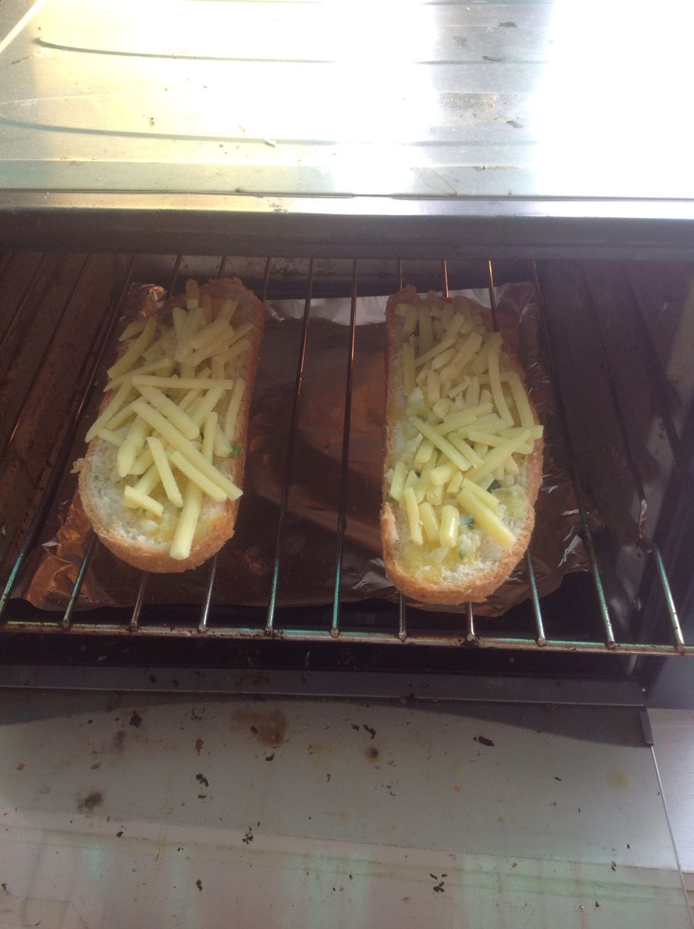 Throw them in the grill for about 3 mins or until the cheese melt down and the bread crispy