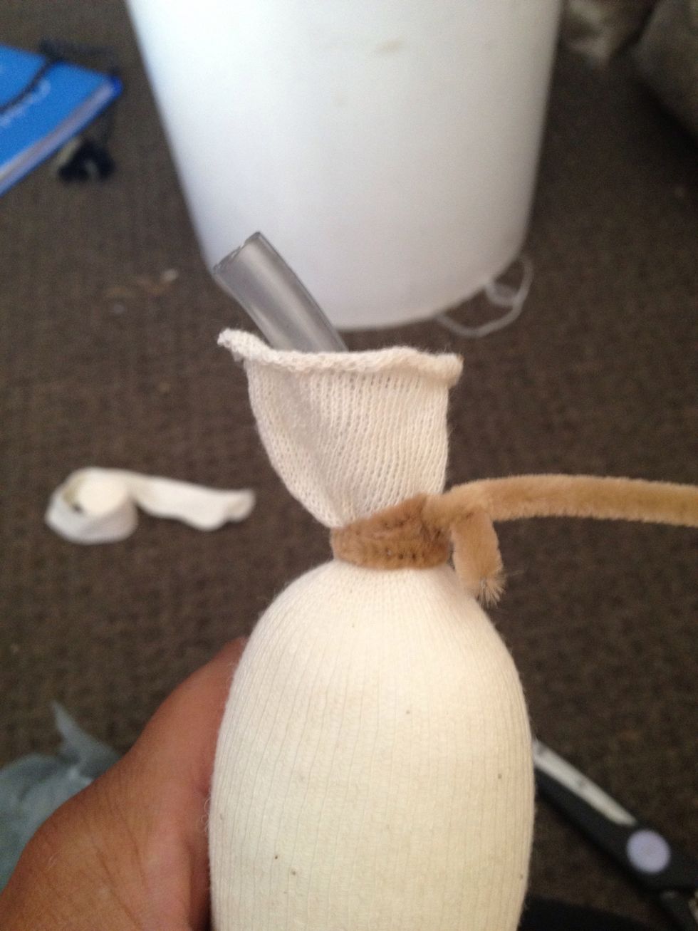 Tie off with your pipecleaner