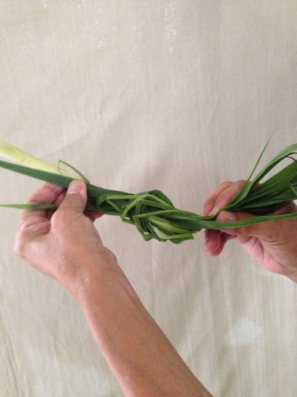 Tie the lemongrass for easier handling