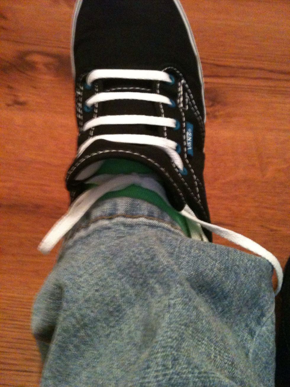 Tie your bunny ear knot \ud83d\ude01 and it should look like this now