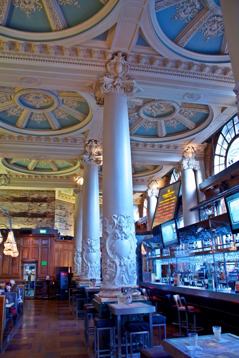 Time for a coffee, and to gaze at this wonderful ceiling. Three more doors to go, just step ....