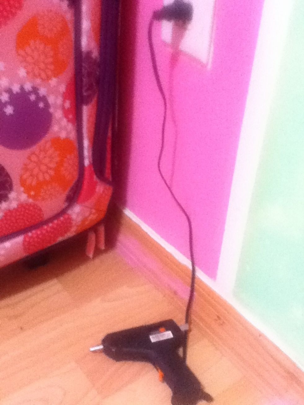 Time to plug in your glue gun and get that baby heated up an ready to glue stuff!