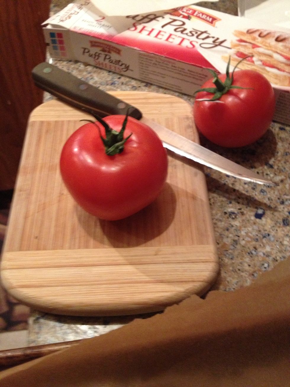 Time to slice your tomato.