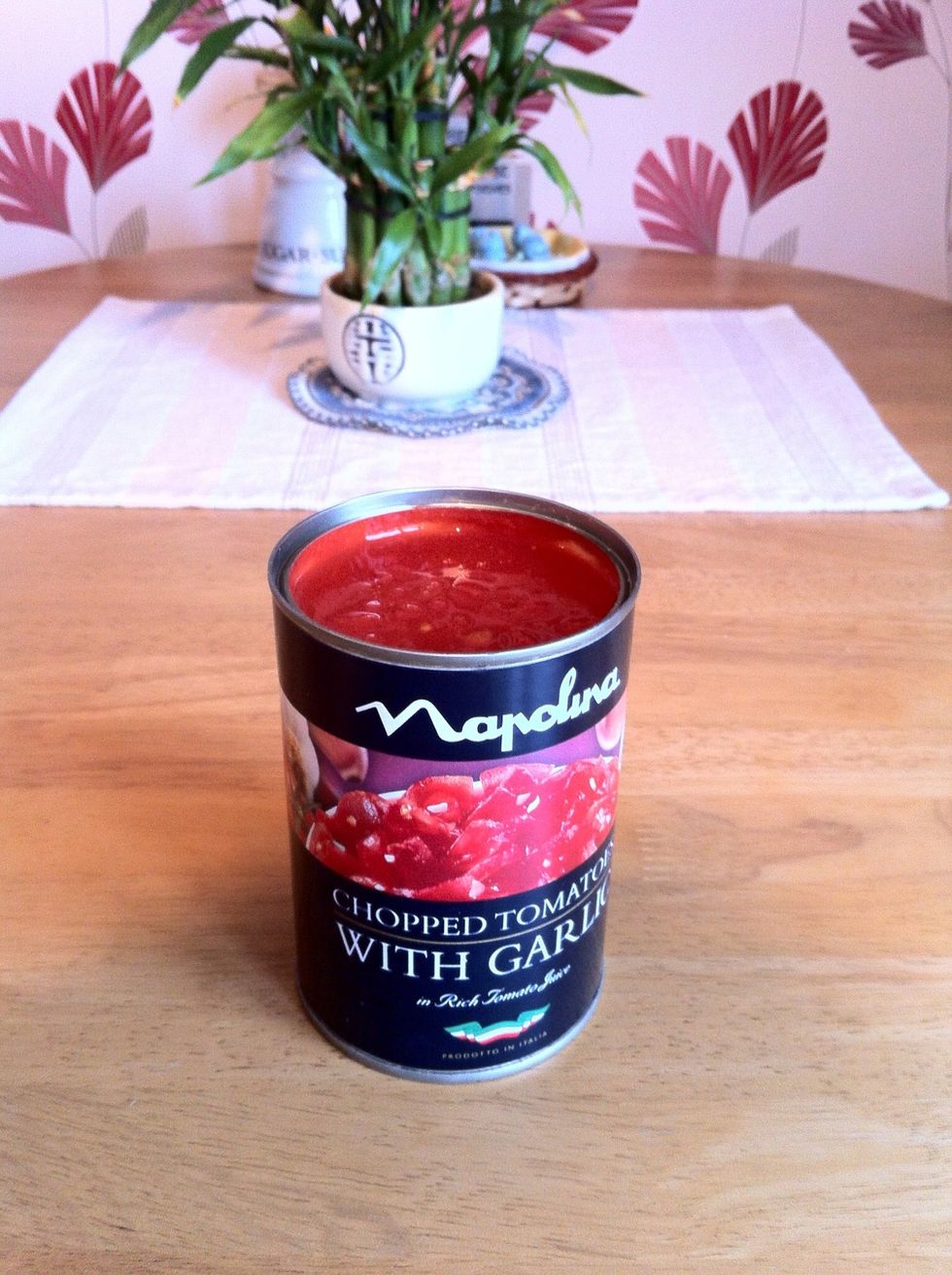 Tinned chopped tomatoes.