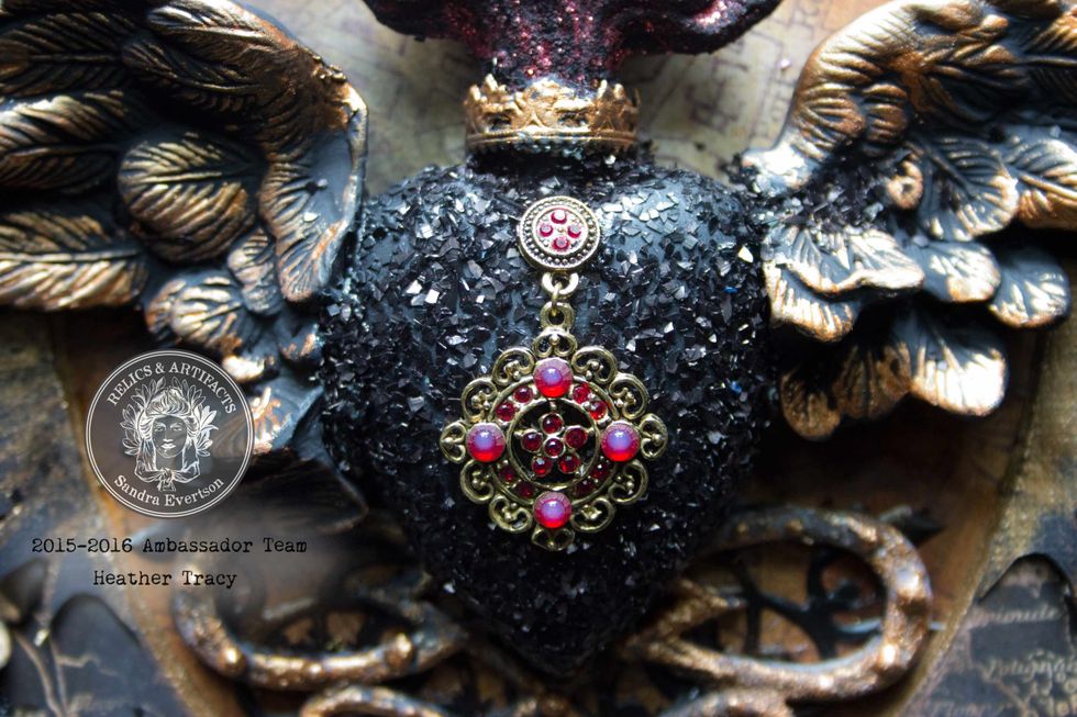 Tiny dabs of Glossy Accents on the 'jewels' of the earring give deeper dimension: