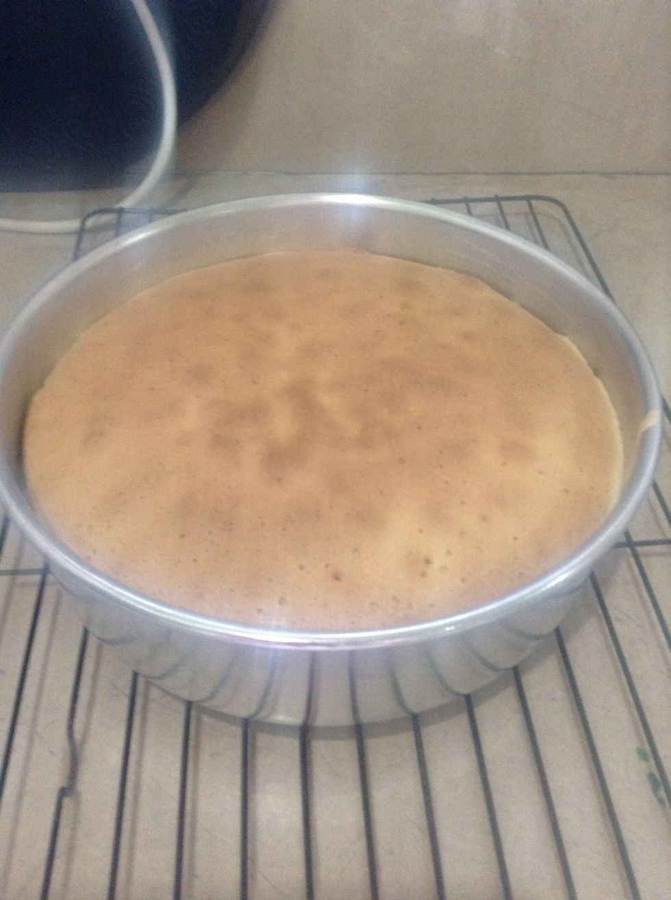Tip: when pouring d batter in d pan, pour it at d sides in a round motion this will give u a nice flat surface once it's bake to avoid d batter going in d center of d cake (that looks like mountain:)