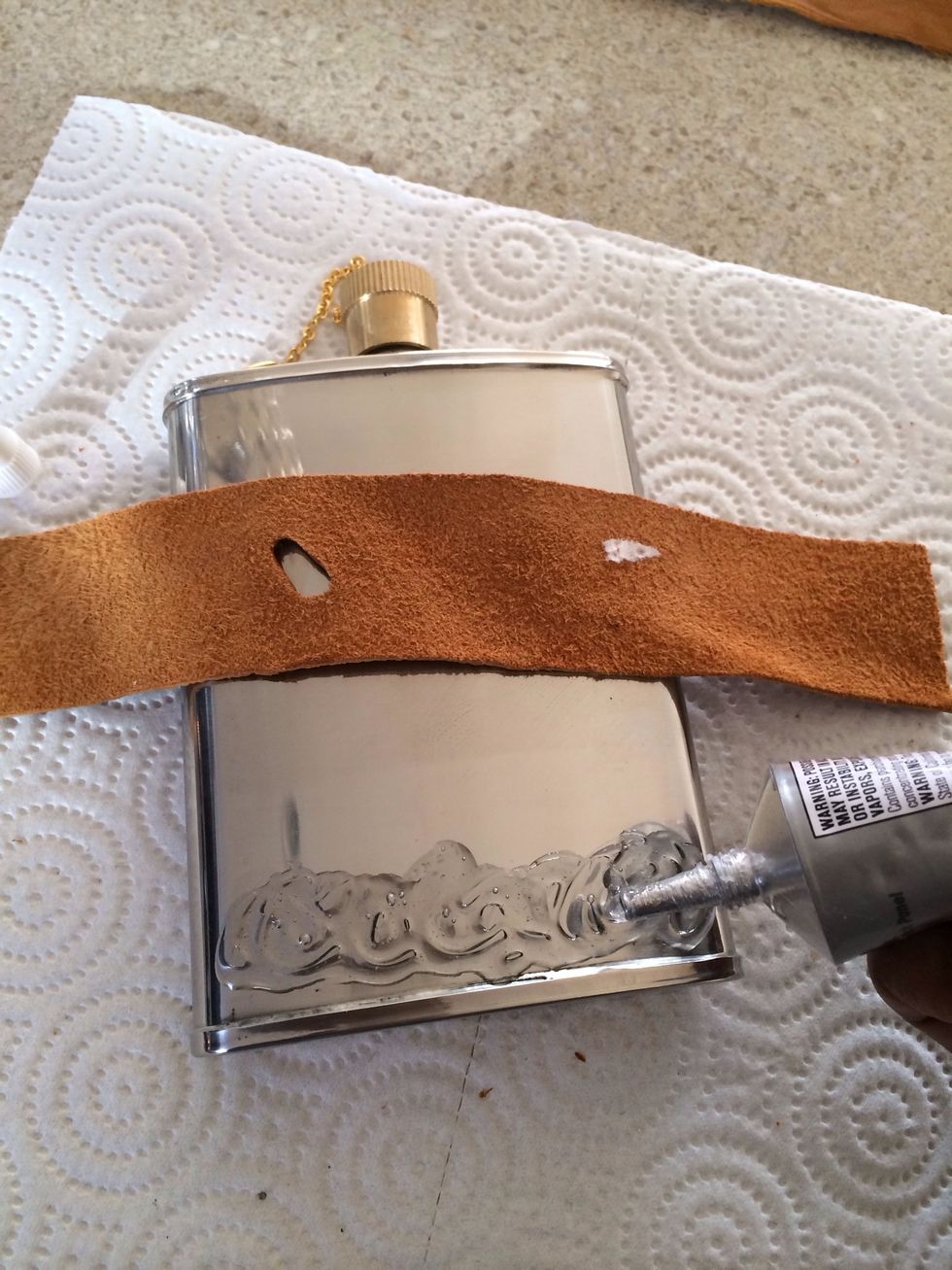 How to make a unique leather flask. B+C Guides