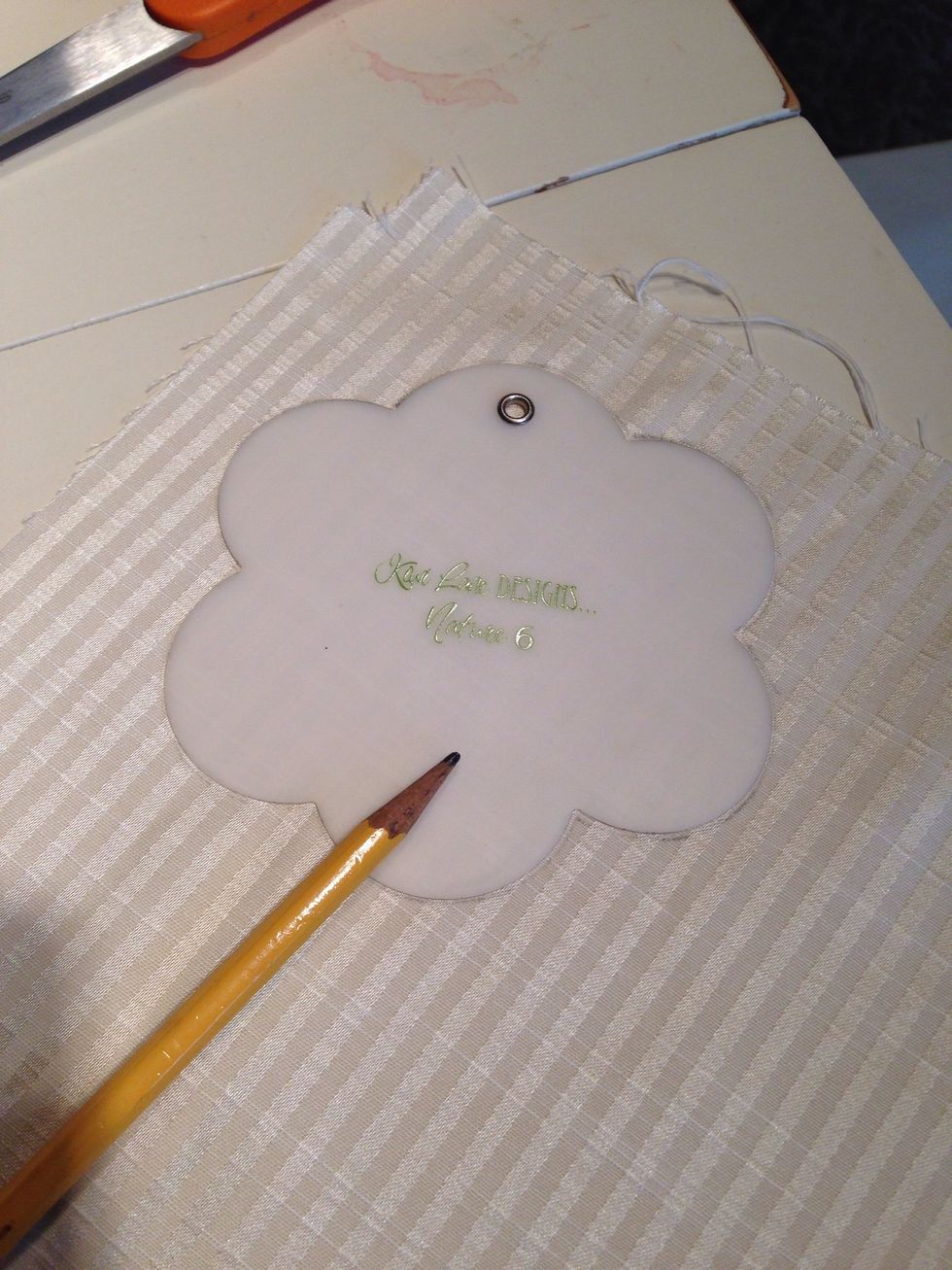 To add a flower to my headband I used Nature 6. Cut one flower out of a fabric of your choice.