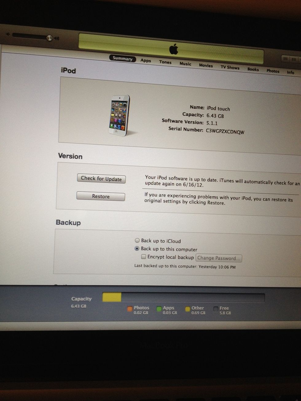 To back up to your computer you need to have iTunes up and your device plugged in.