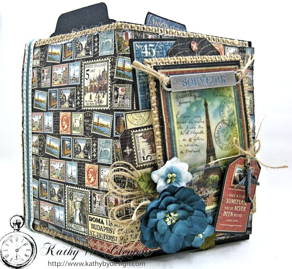 To create this 4" x 5.5" folder album base, follow these easy steps.