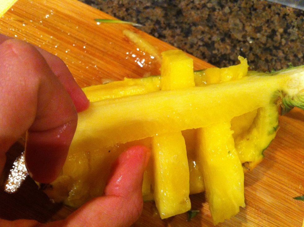 To make it look like a boat, alternate the pieces