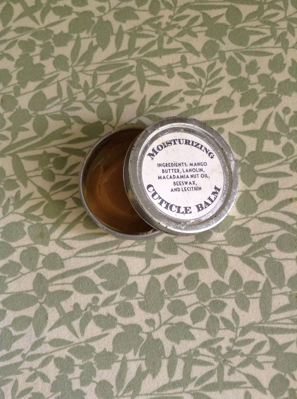 To make my favourite cuticle balm, use lanolin, lecithin, and macadamia nut or hazelnut oils as your liquid oils, and mango butter as the base.