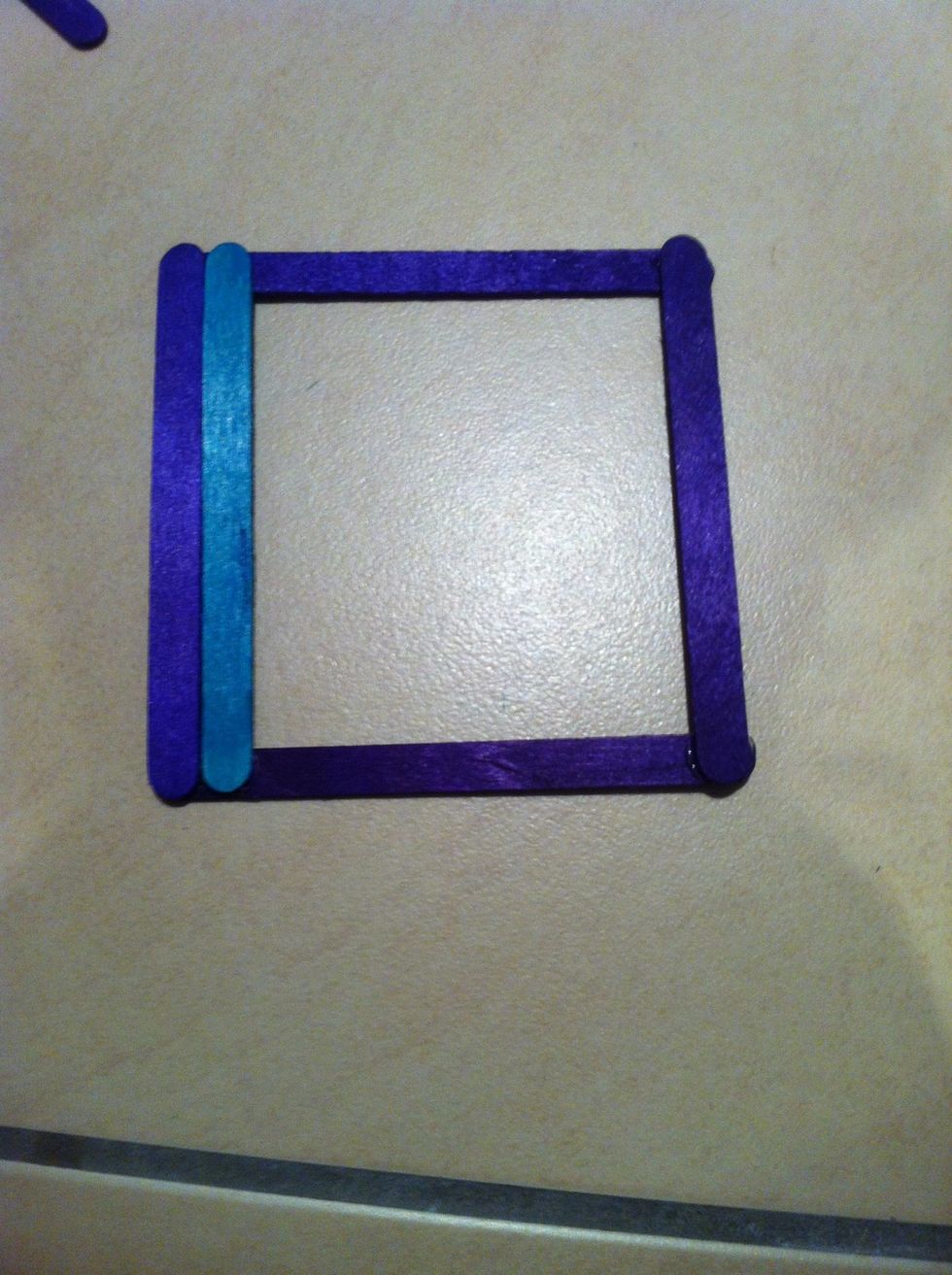 To make the base continue steps 2 and 3, then glue sticks next to each other.