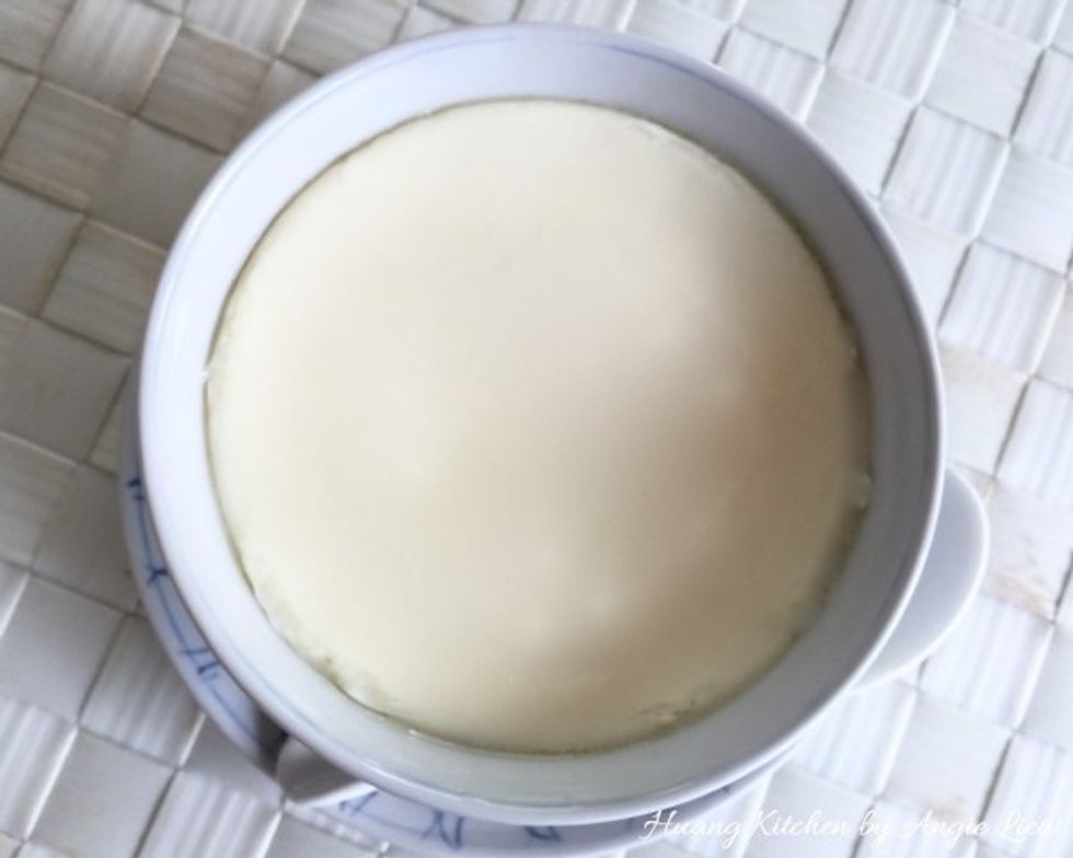 To serve the pudding cold, let rest to room temperature. Then cover with cling wrap and chill in refrigerator.