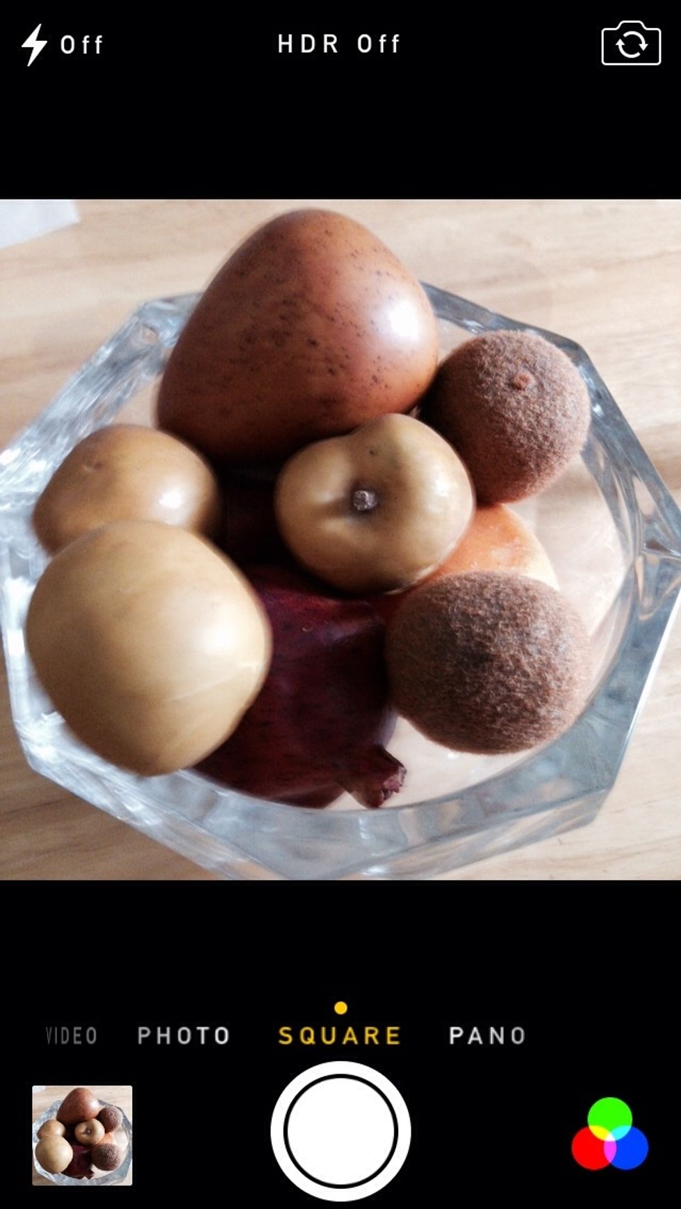 To snap pictures in square shape, just flip from Photo -> Square mode.
