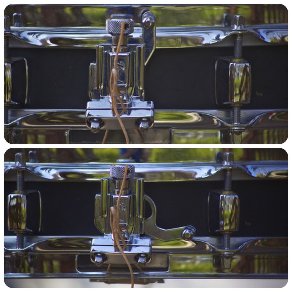 To start out, turn off the snares. This makes it easier to hear the pitch while tuning. The snares are on the bottom side. -The snares are what make the snare drum sound different from any other drum.