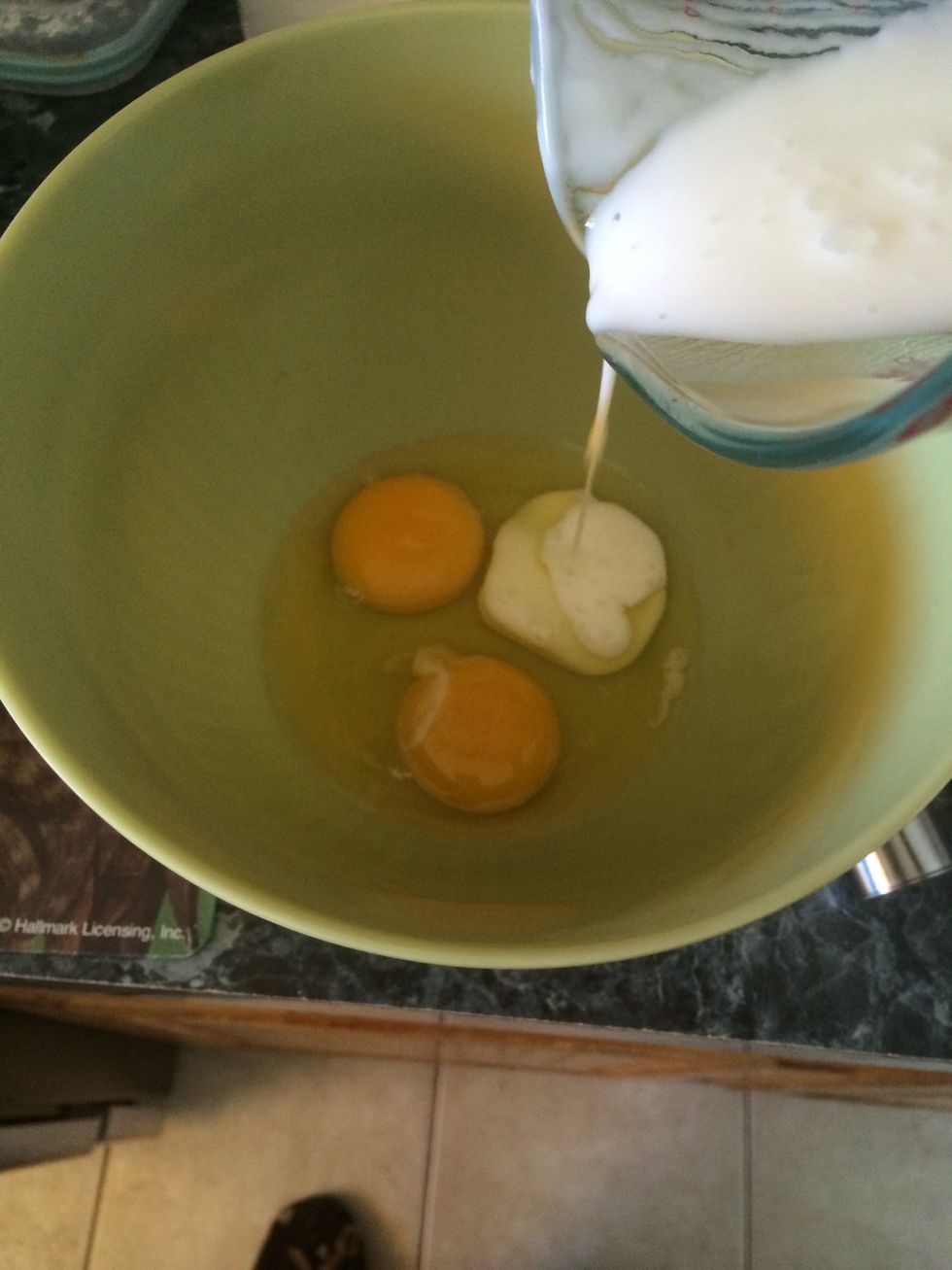 To the eggs add the remainder 2/4 cups of buttermilk
