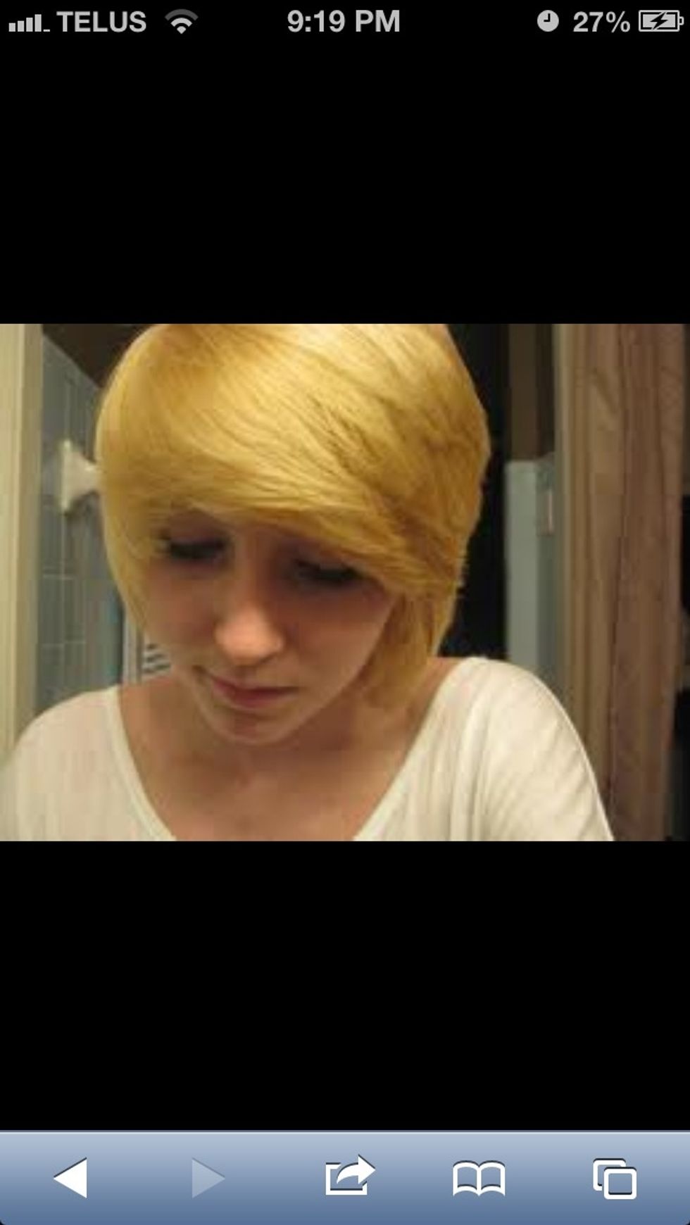 To this??! It's a pain in the Butt, right? I know! For me, it's only the hair on my scalp that turns brassy. It drives me nuts. And dying my hair is so annoying. So what do I do?