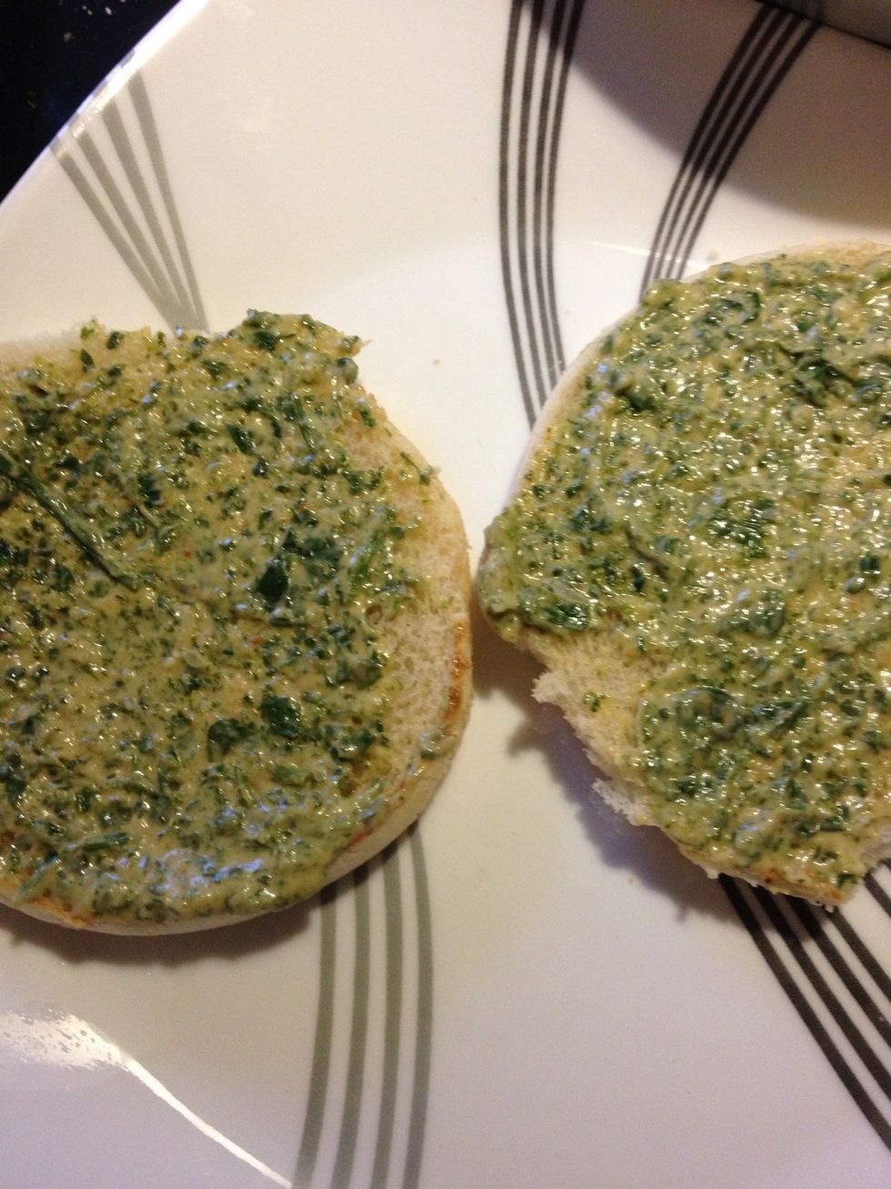 Toast the buns then Coat one side with the sauce I made and the other side with ketchup. It's not necessary to add the sauce I made you can just put mayo and ketchup